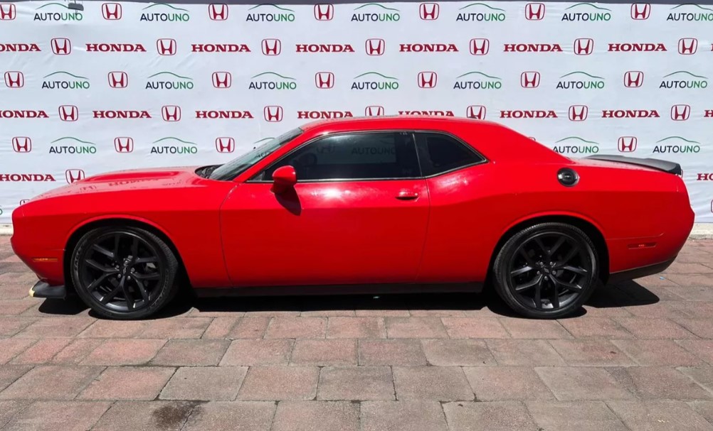 Dodge Challenger