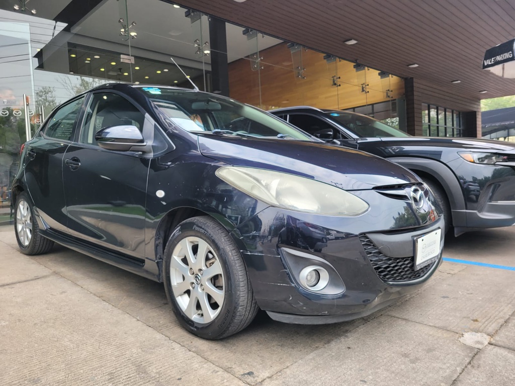 Mazda 2