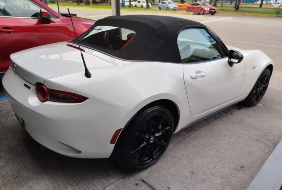 Mazda MX-5