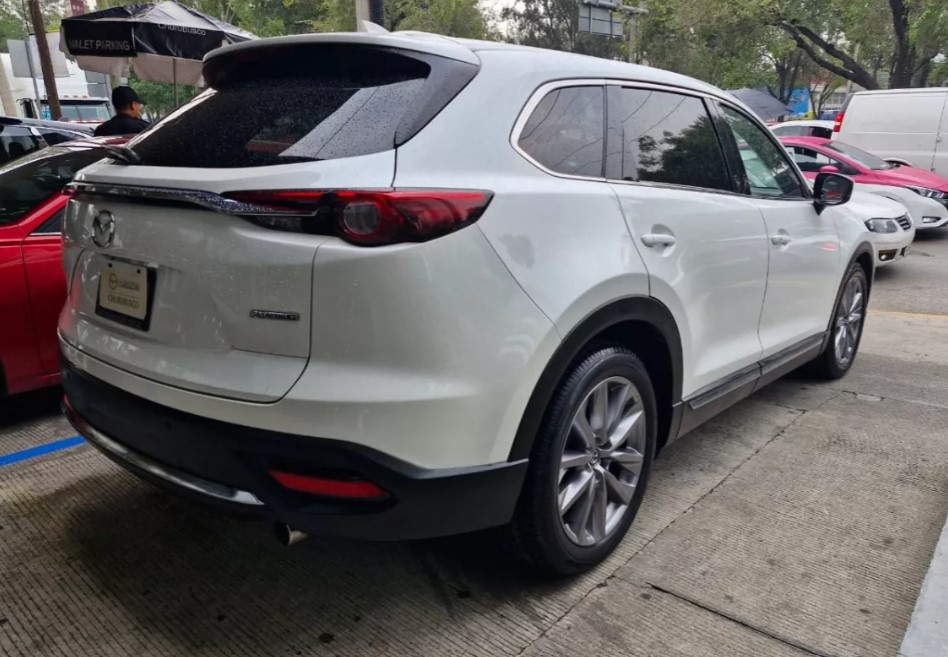 Mazda CX-9